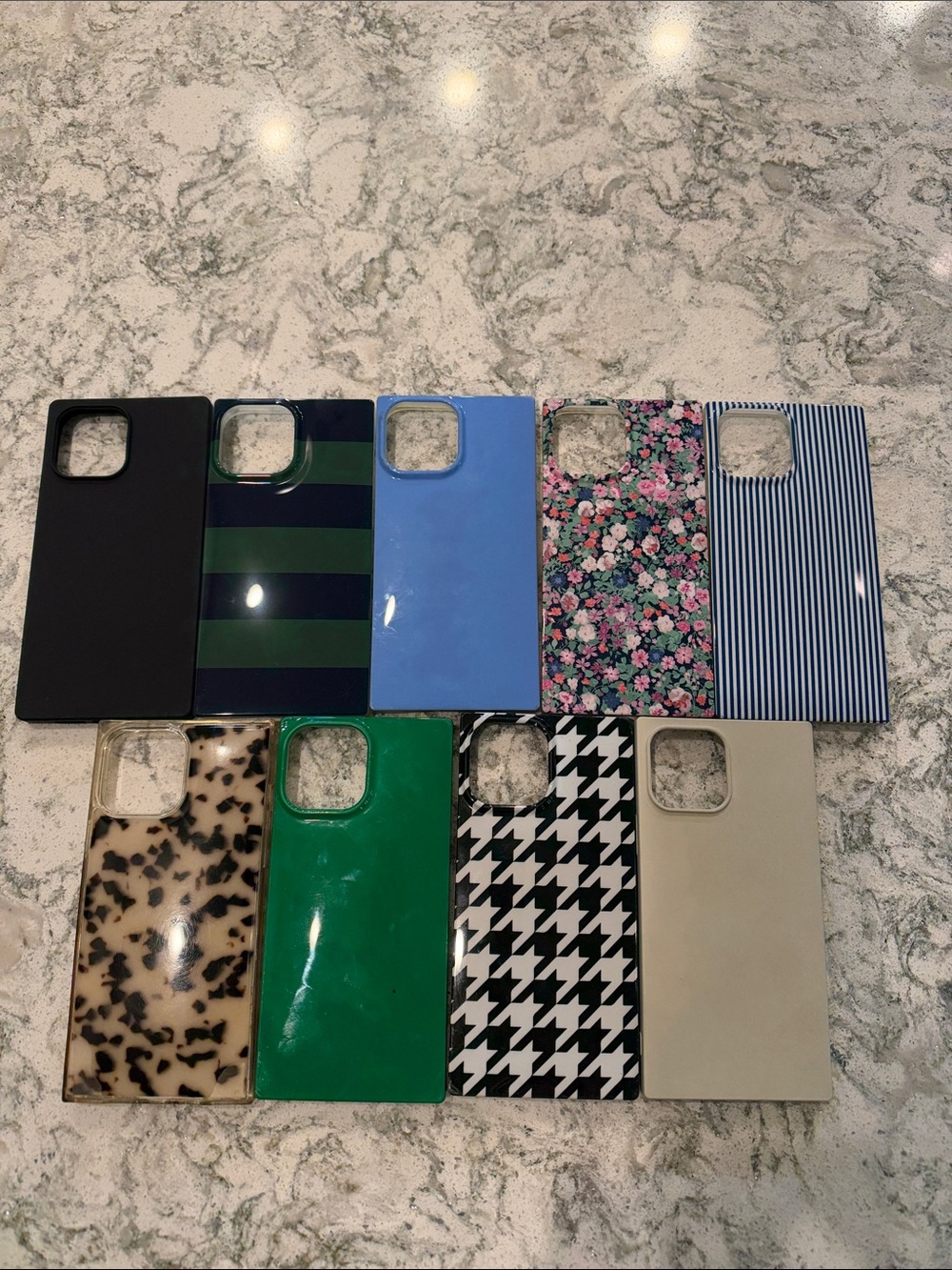 Flaunt Phone Case Lot in Black & Green Like New